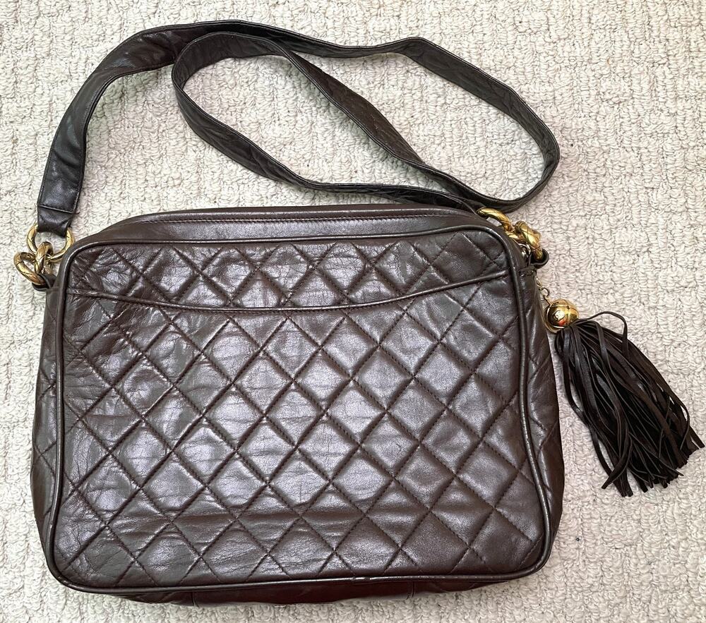 VTG 90s Chanel Brown Quilted Lambskin Shoulder Camera Bag Gold Tassel Shoulder